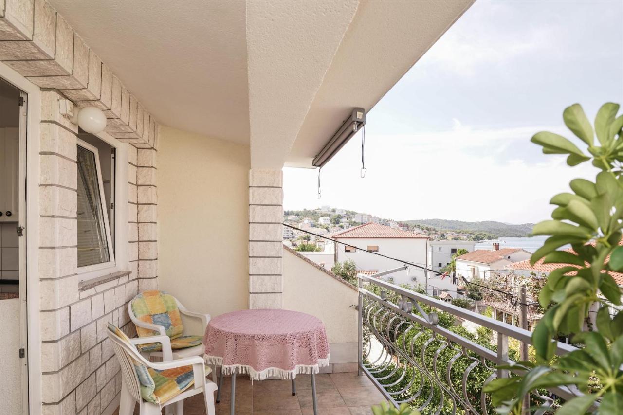 Apartments Mare Traù Camera foto